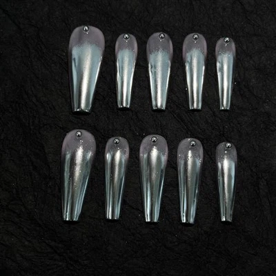 Ungles monocromes en pols d'Aurora